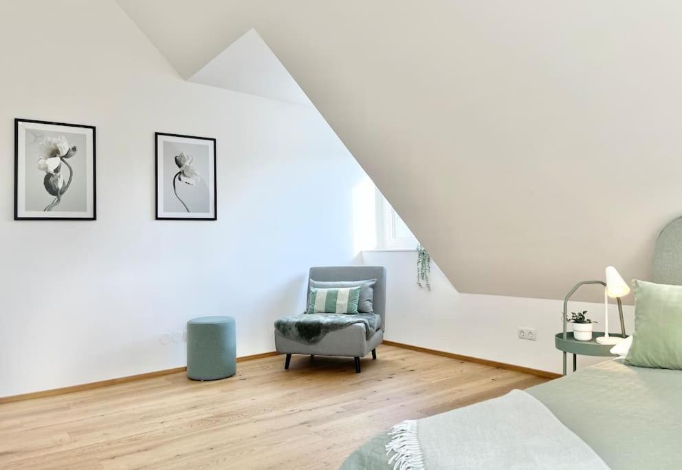 Orestaliving - Penthouse In 1020 Відень Екстер'єр фото